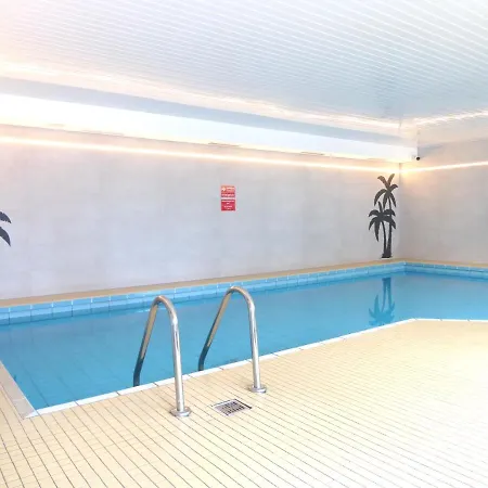 Sunshine Pool Sauna Terrasse Wifi Appartement *