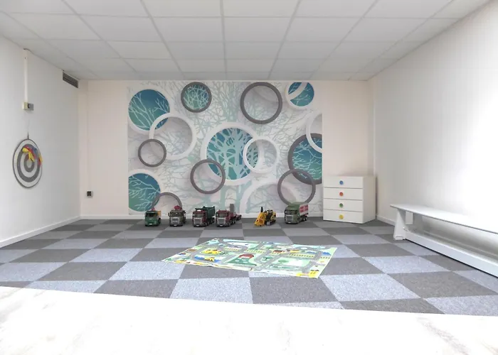 Lägenhet Sunshine Pool Sauna Terrasse Wifi